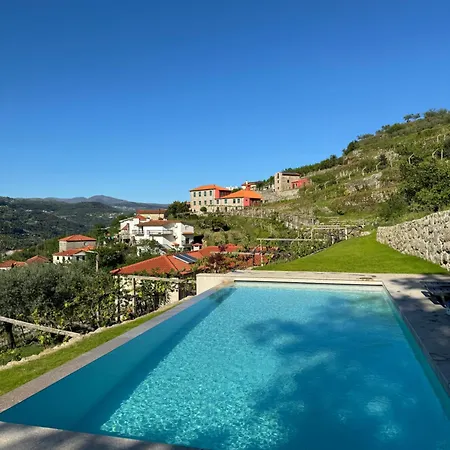 Casas Do Monte *