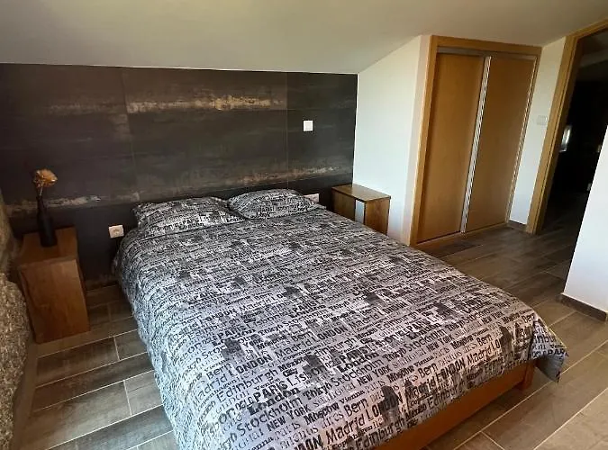 Casas Do Monte * Resende